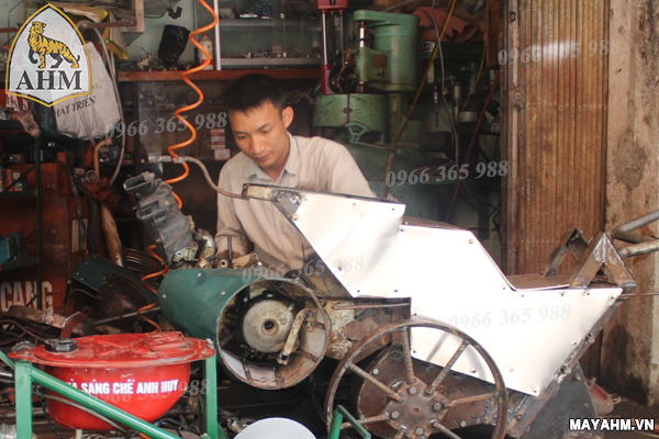 Nguyên lý hoạt động của máy xới đất trồng rau.