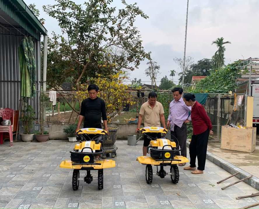 Máy úp trục đứng AHM bản có số