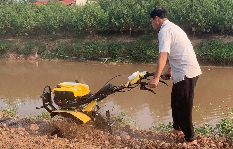 máy xới AHM
